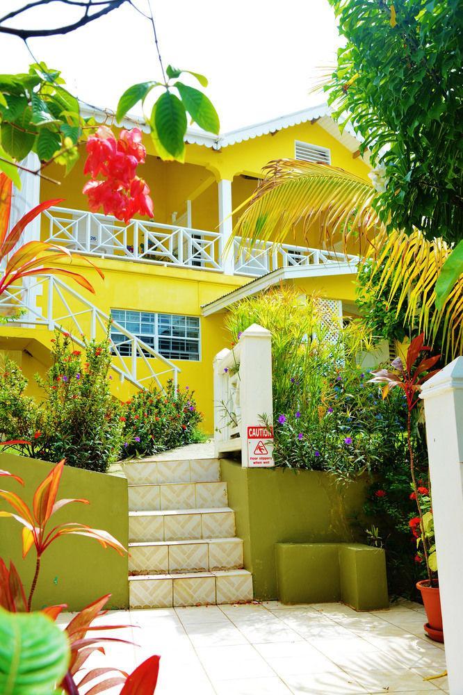 Saint Vincent Beachcombers Hotel מראה חיצוני תמונה