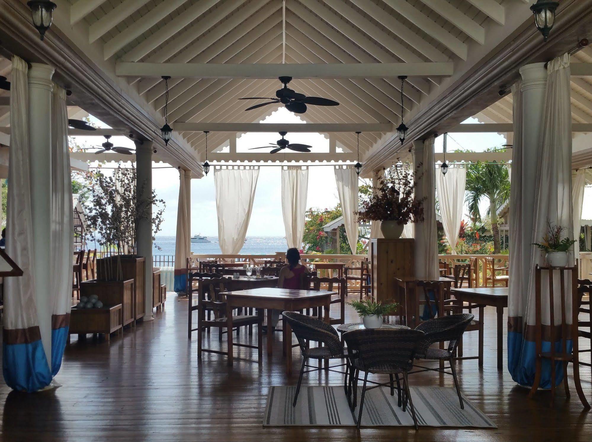 Saint Vincent Beachcombers Hotel מראה חיצוני תמונה