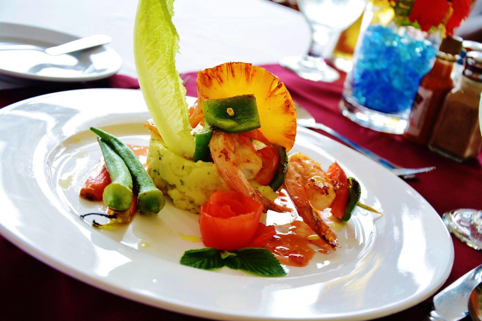 Saint Vincent Beachcombers Hotel מראה חיצוני תמונה